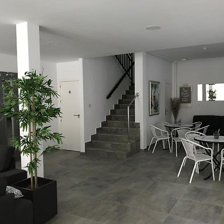 Hostal El Mercat Вилахойоса Екстериор снимка