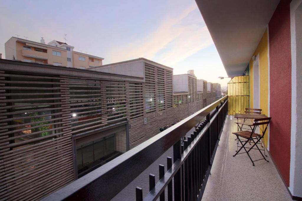 Hostal El Mercat Вилахойоса Екстериор снимка